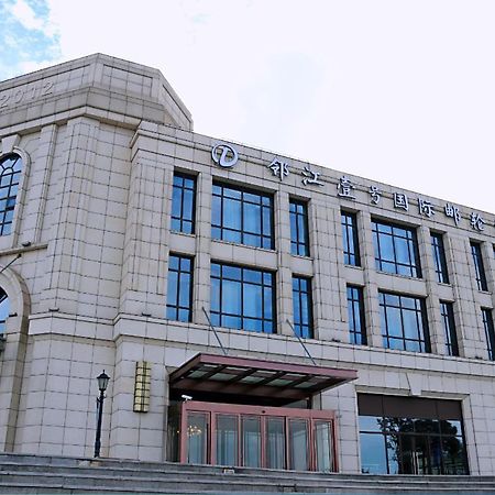 Linjiang International Cruise Hotel Baoyang Road Шанхай Экстерьер фото